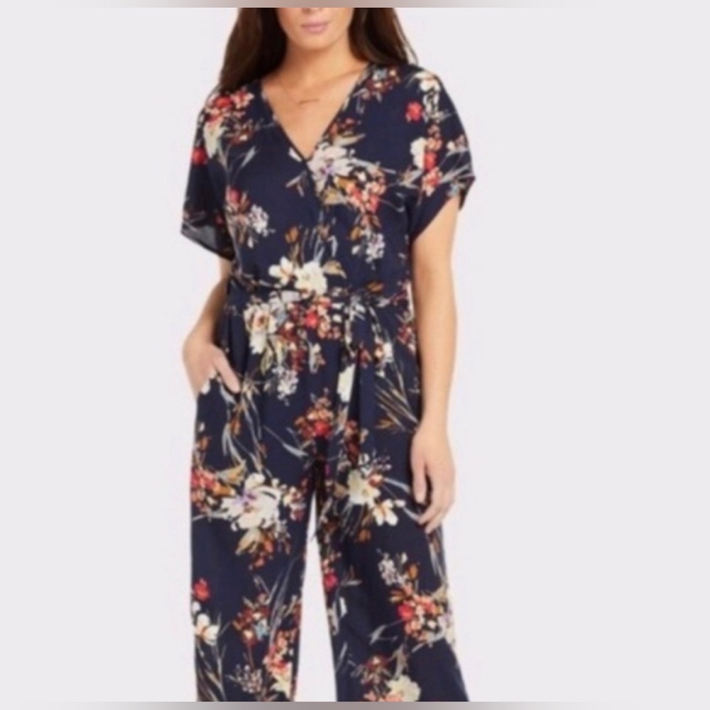 Evereve Floral Jumpsuit - Picture 6 of 6